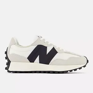 New Balance Women's 327 Shoes